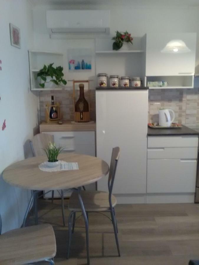 Apartma Evi Zaga Εξωτερικό φωτογραφία